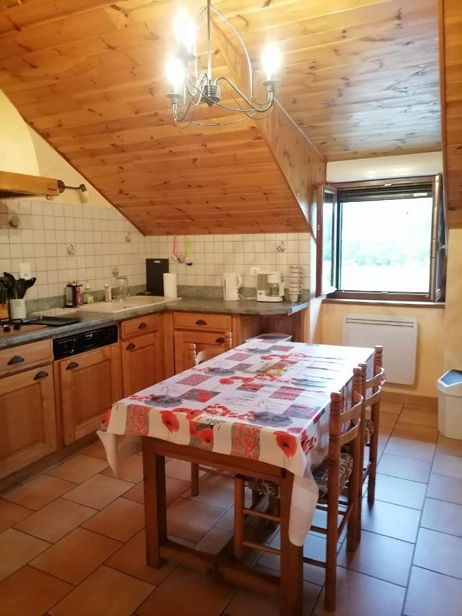 Gite A La Ferme Le Malzieu-Ville Экстерьер фото